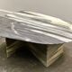 Grande table vintage unique en marbre avec base en zigzag, France, années 1980