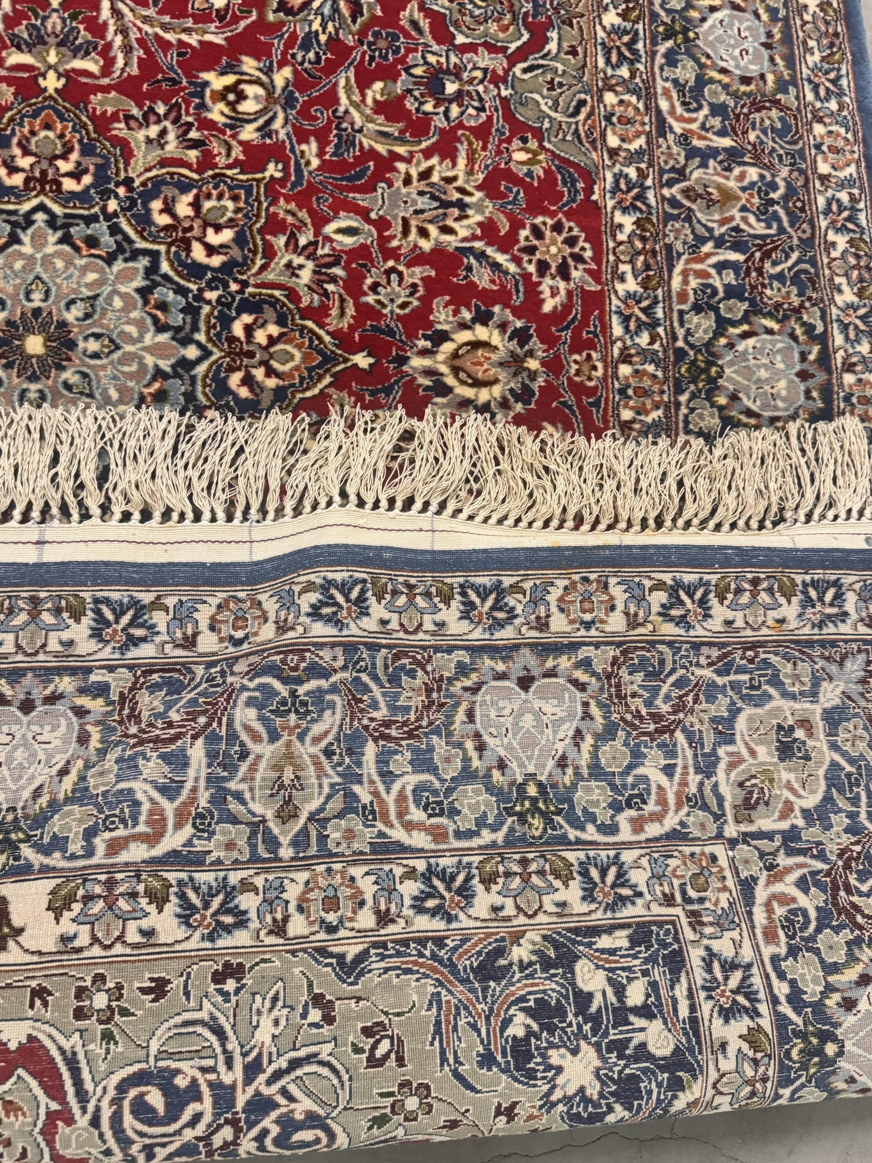 Handmade Persian rug Isfahan
