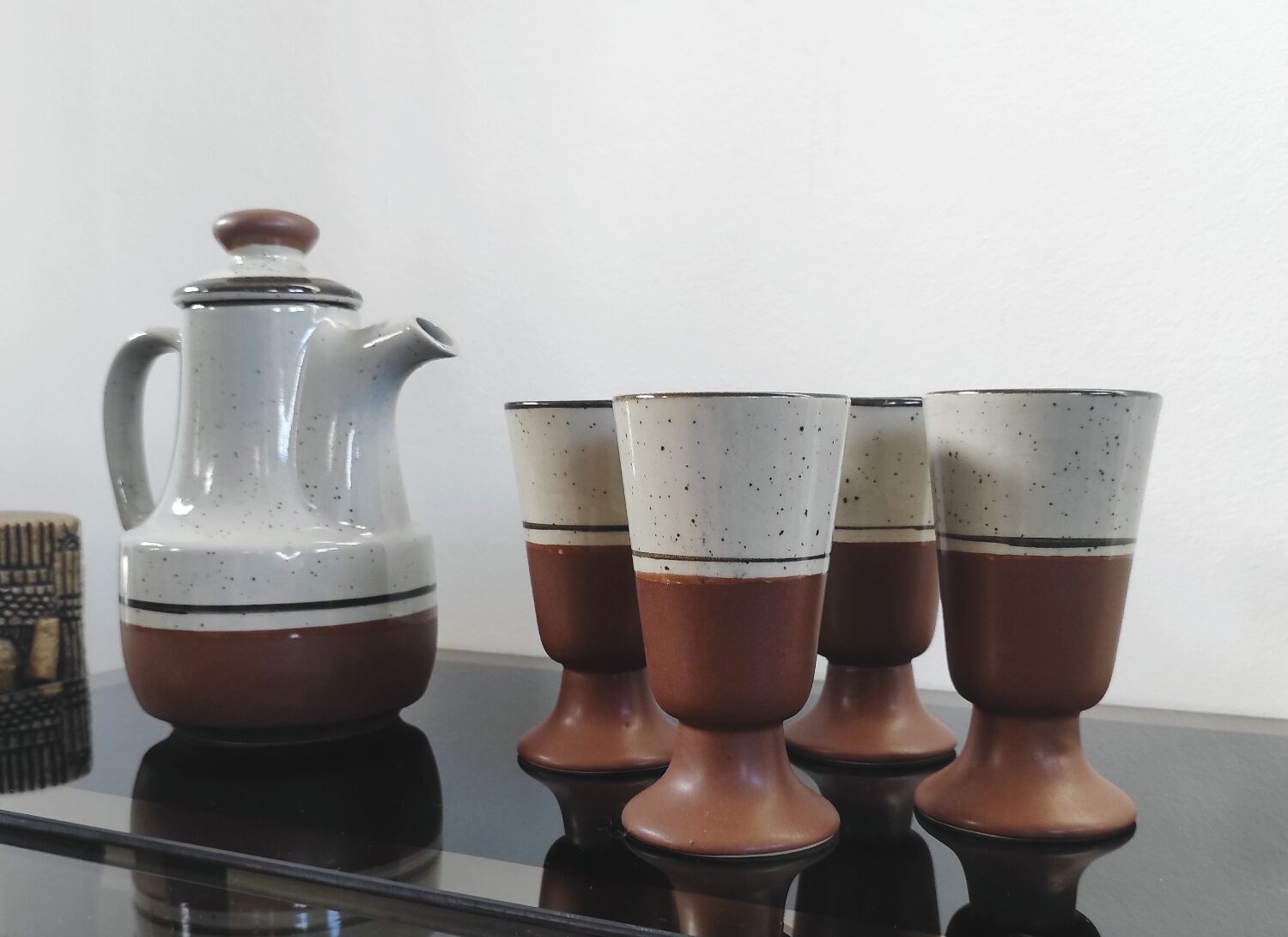 Vintage ceramic set – Jug & 4 footed glasses 70s - Korea