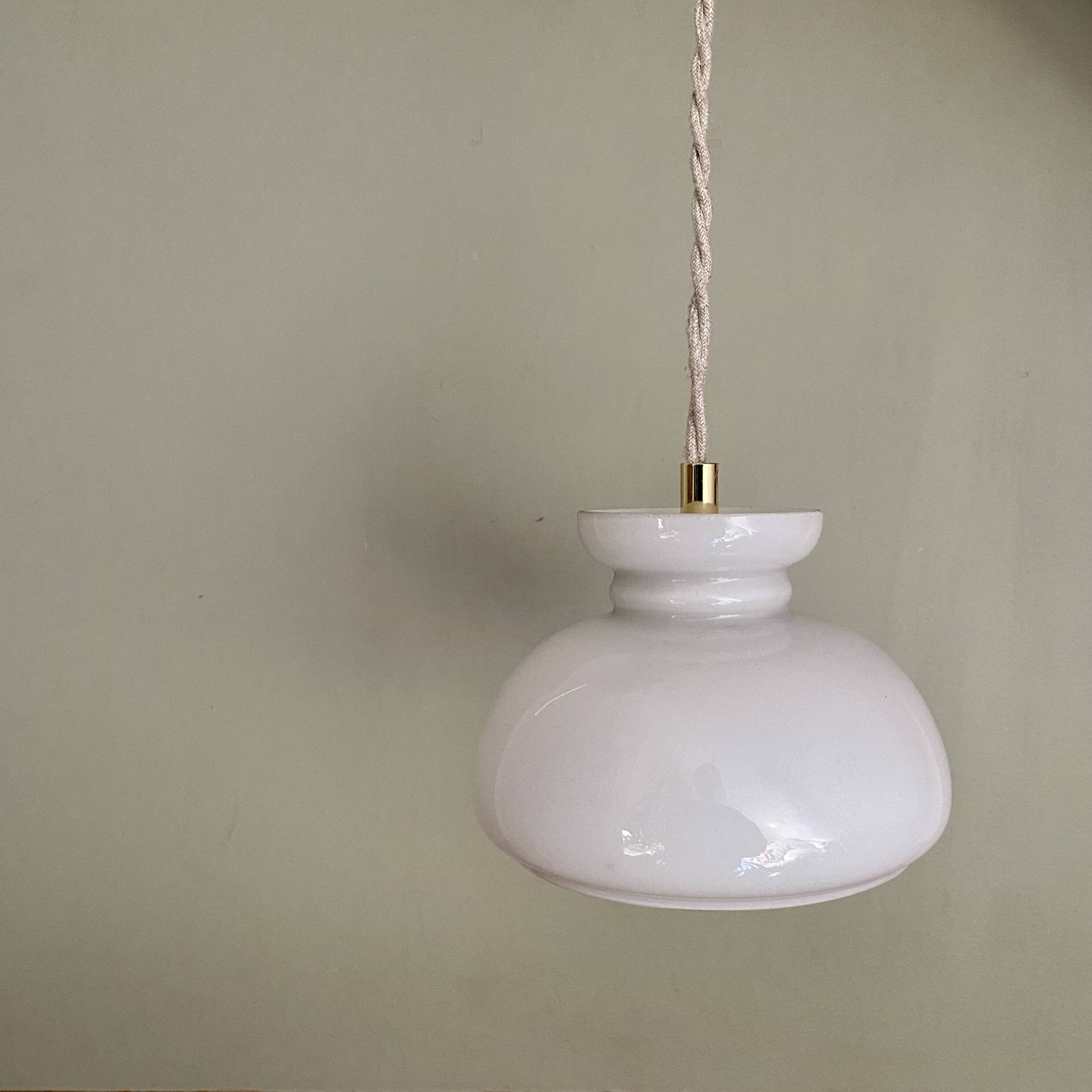 Vintage lampshade pendant light in white opaline