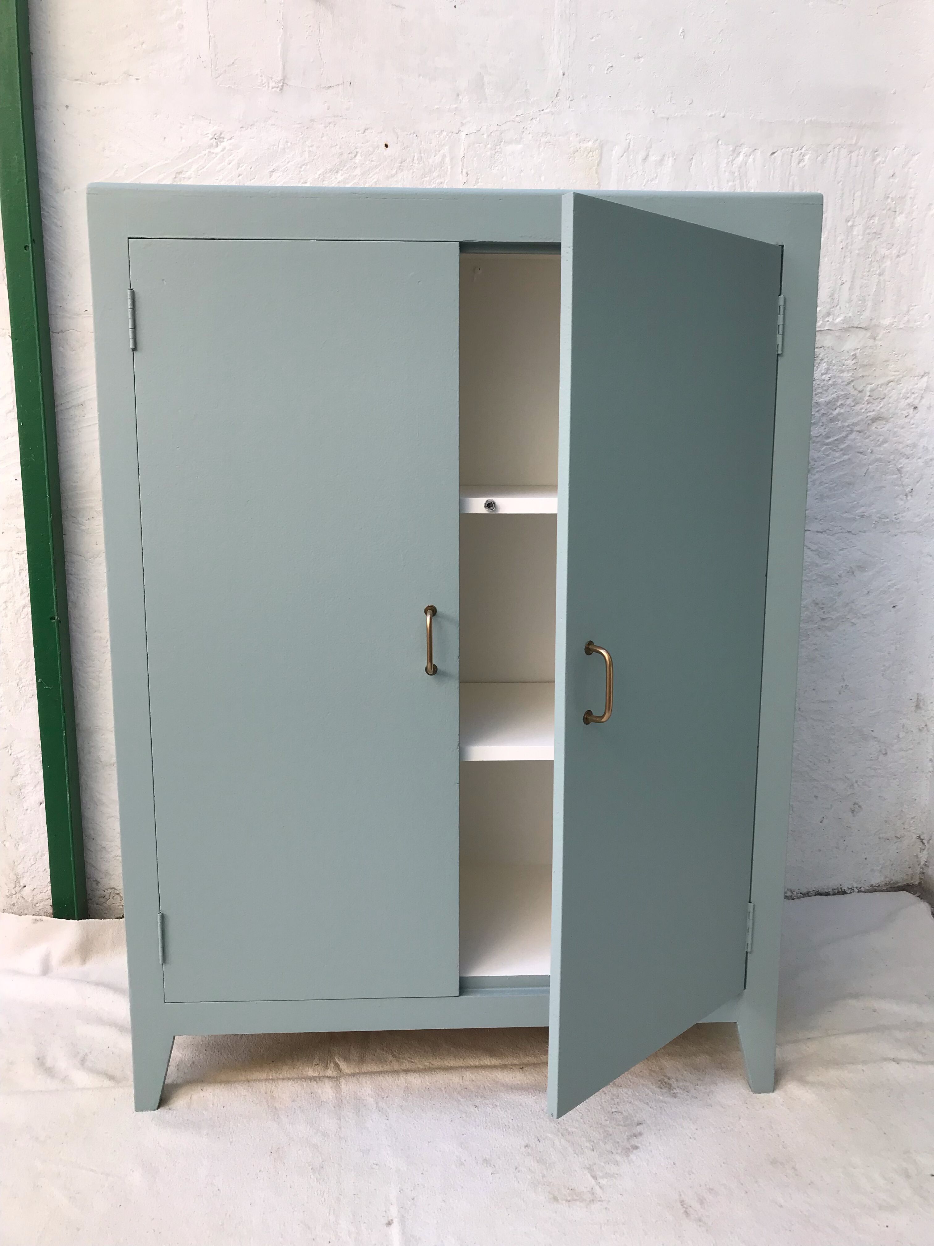 Buffet 2 doors year 50