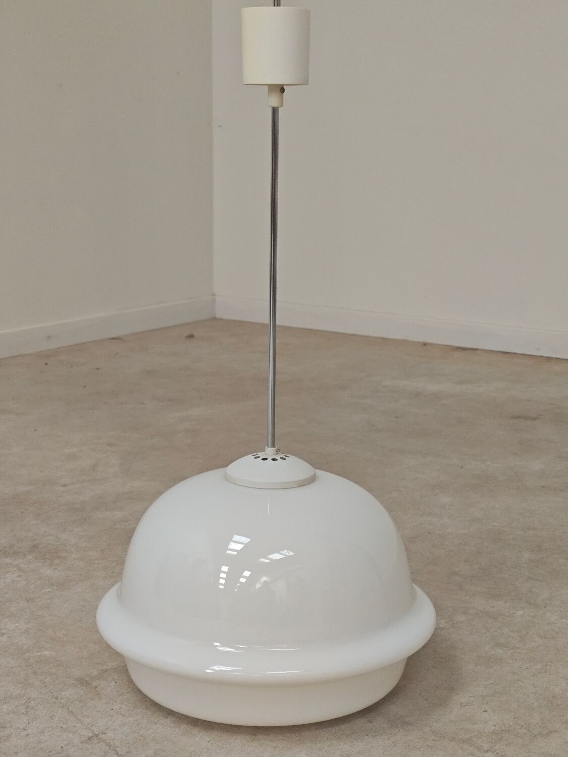 Suspension lamp "derby" in triplex opal glass – karel volf, osvě