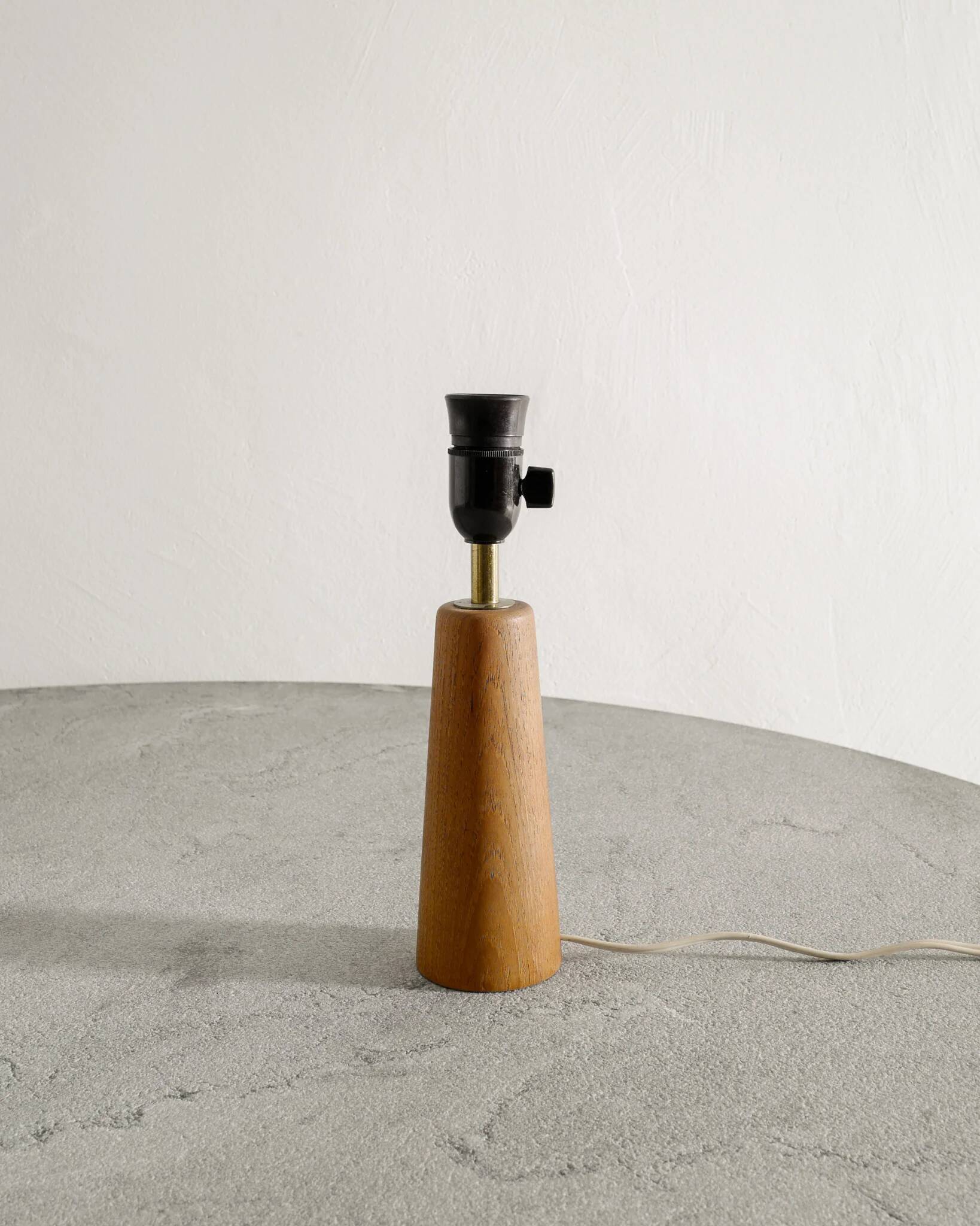Finnish Mid Century Wooden Brass Desk Table Lamp, 1950s