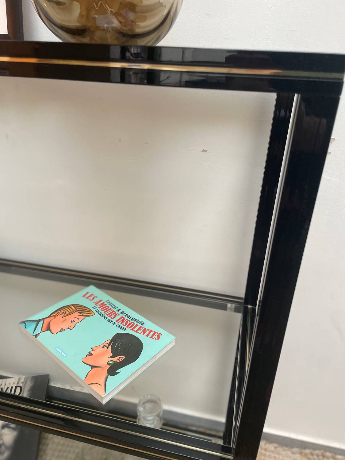 Pierre Vandel shelves