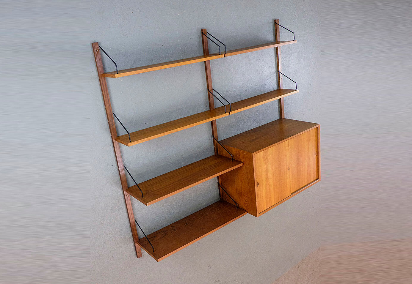 Poul Cadovius Royal System teak wall shelf, 1950s