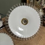 Opaline serrated lamp