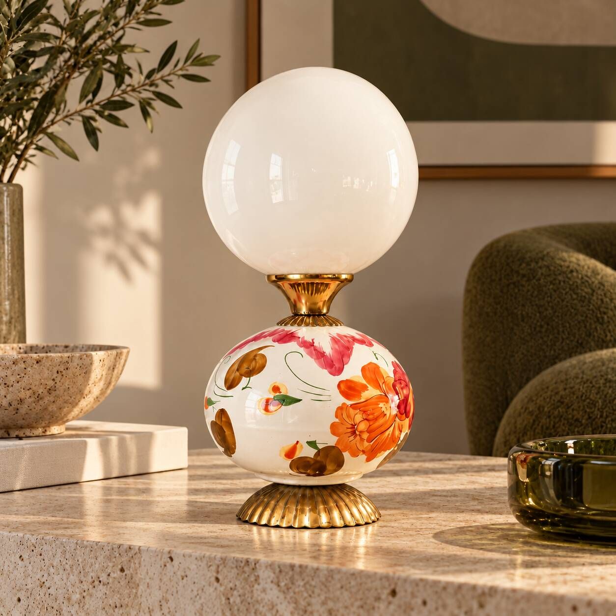 Cassandre — Table lamp in white opal, floral ceramic and brass