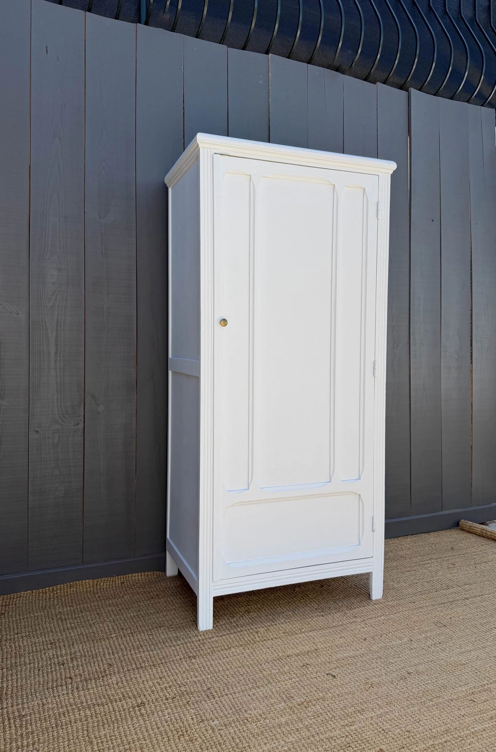 Armoire parisienne
