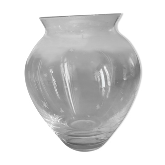 Glass vase with stars