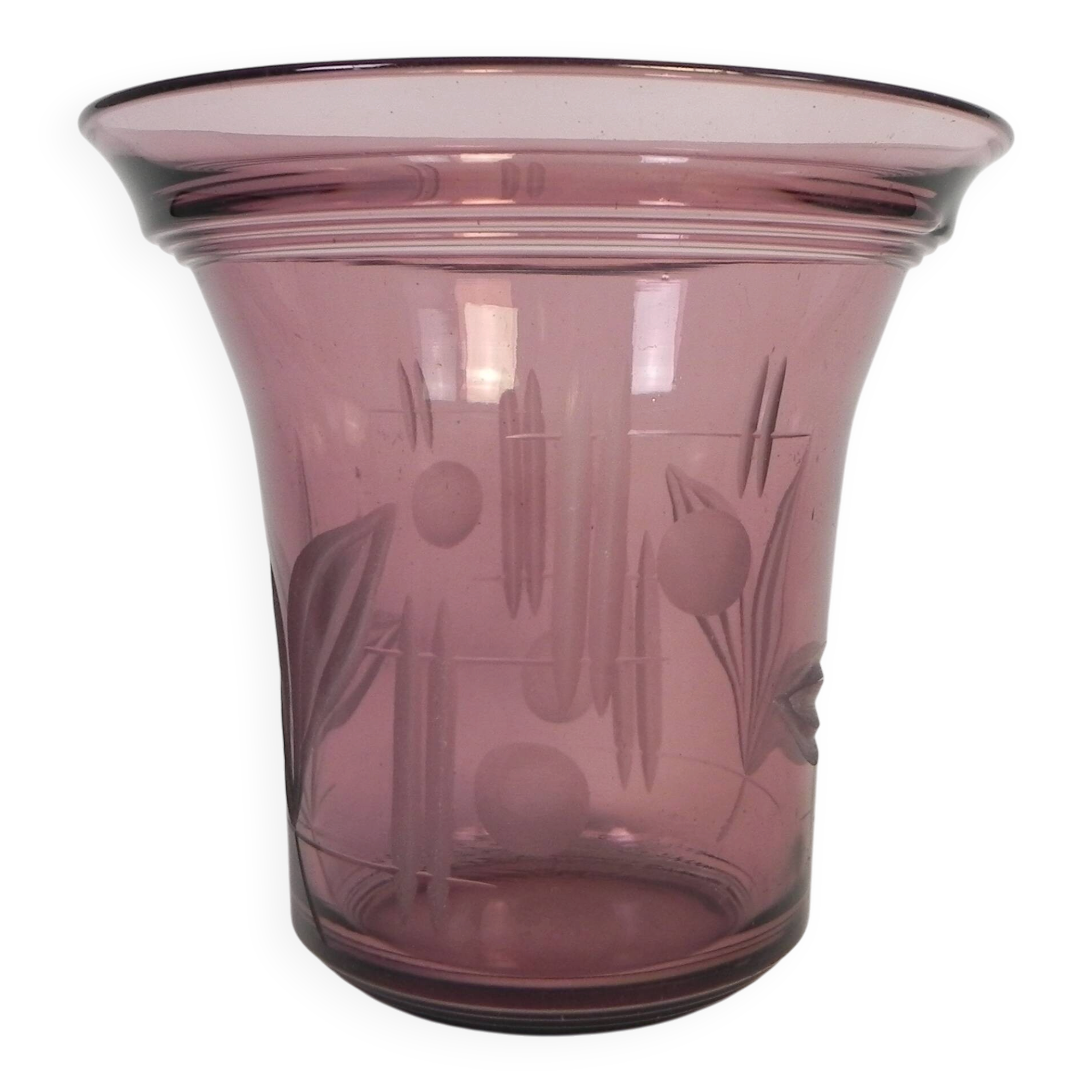 Art Deco vase with engraved geometric and floral motifs, 1930s
