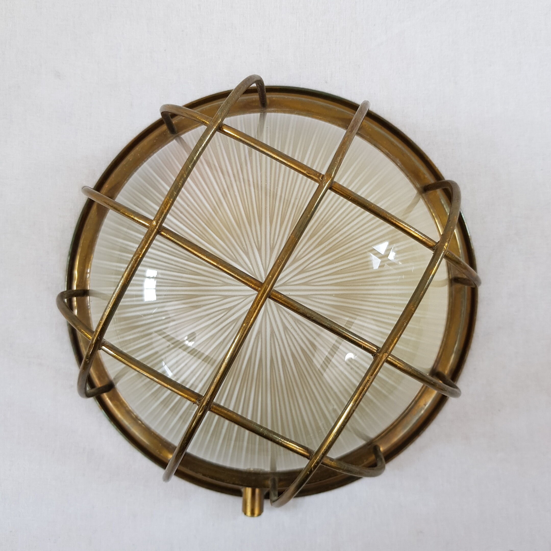 Applique hublot globe ceiling lamp marine grill holophane france
