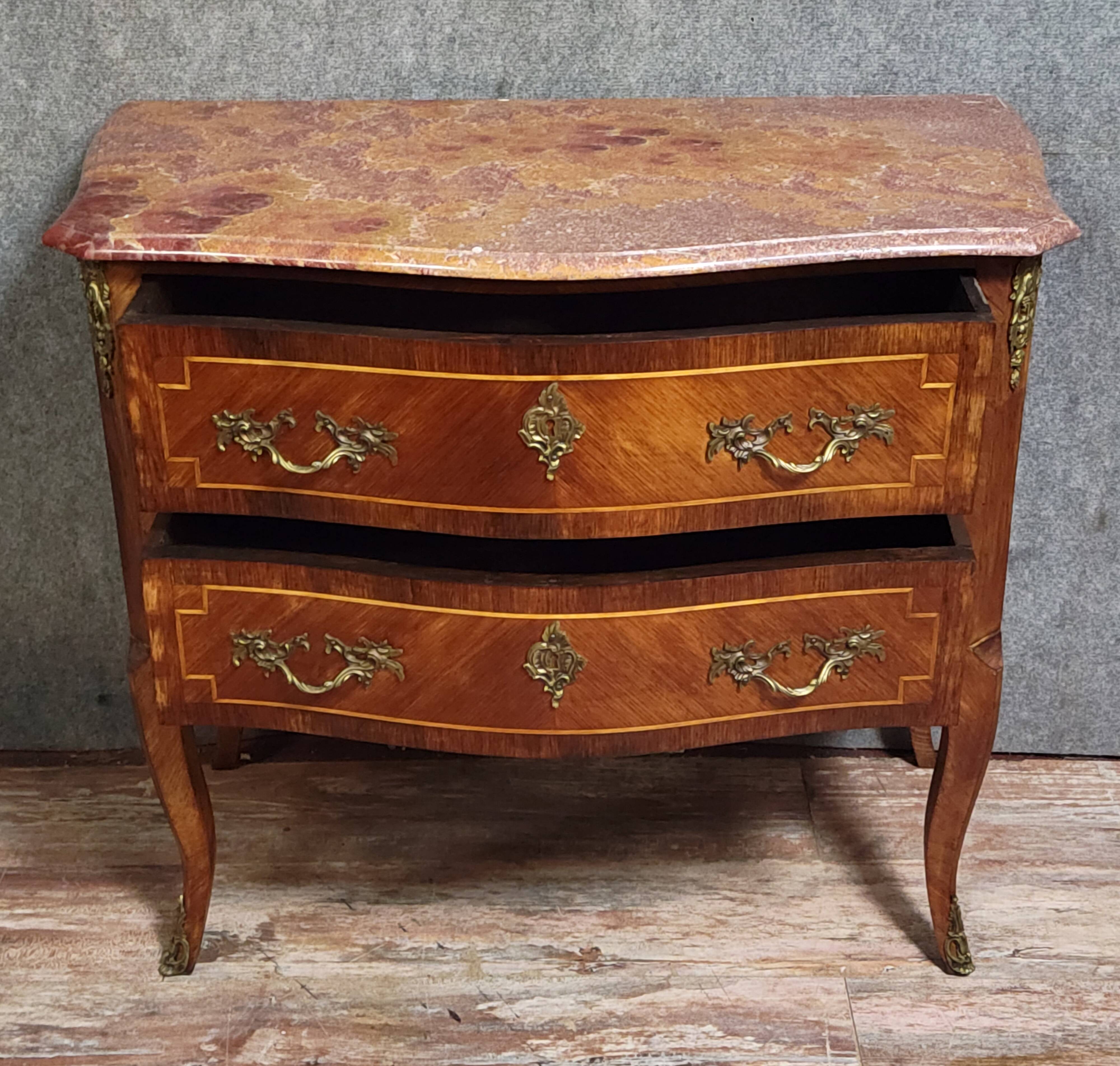 Lady's jump seat commode, curved, Louis XV style made of precious wood.