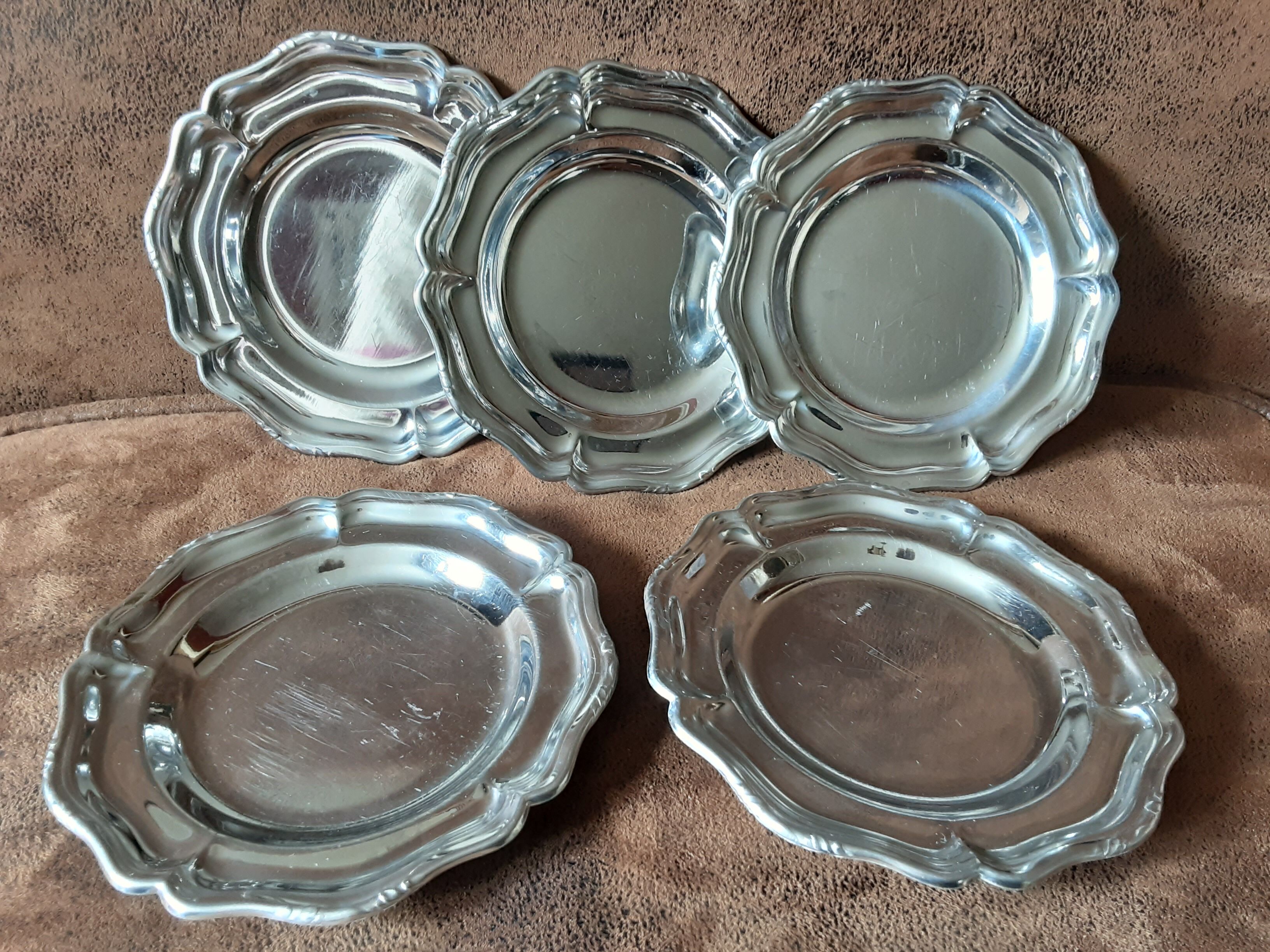 Set of 5 metal coasters