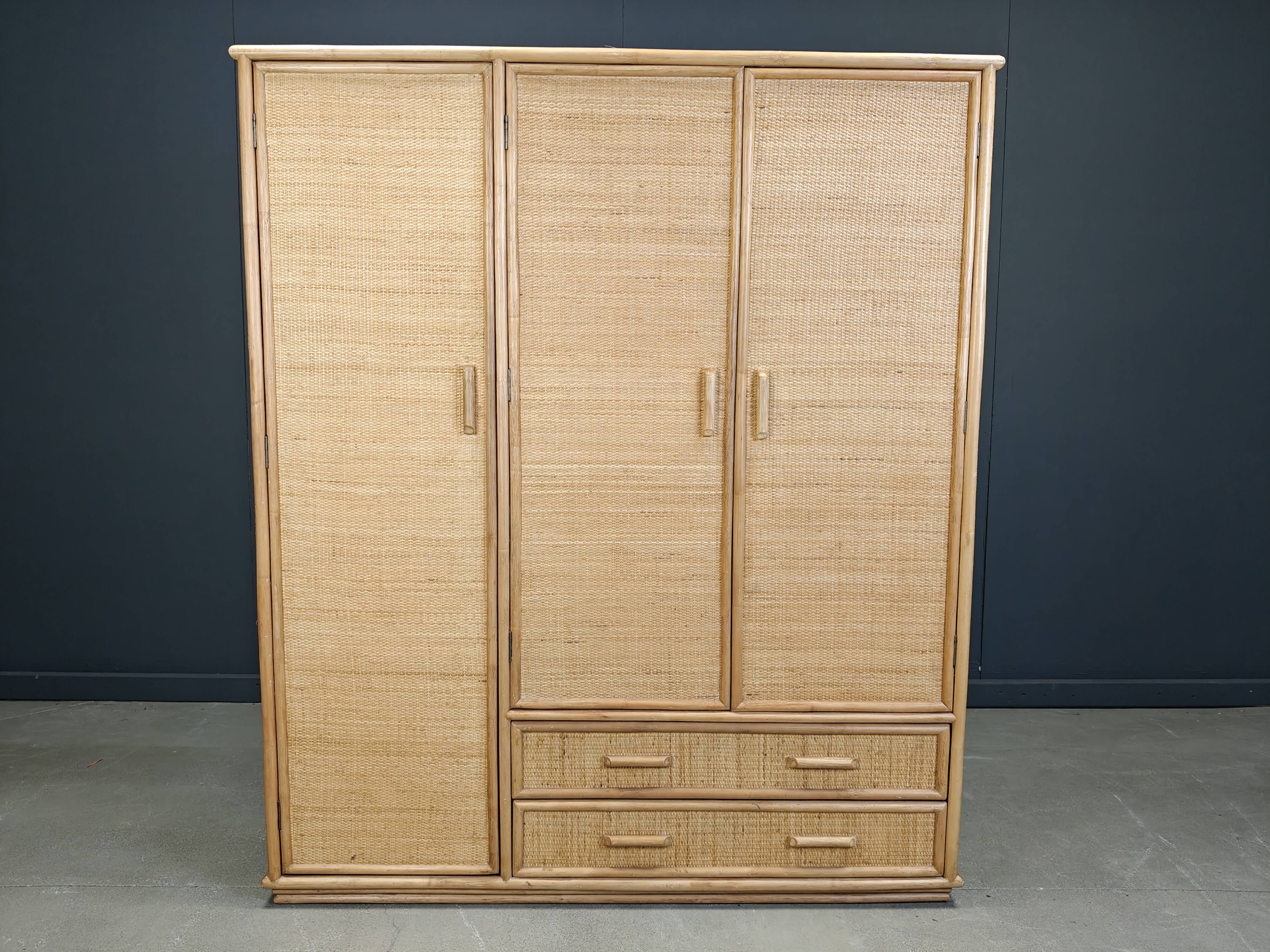 Armoire vintage italienne en rotin et bambou, années 1960