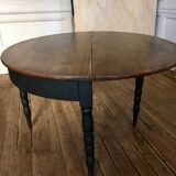 Round table solid wood old