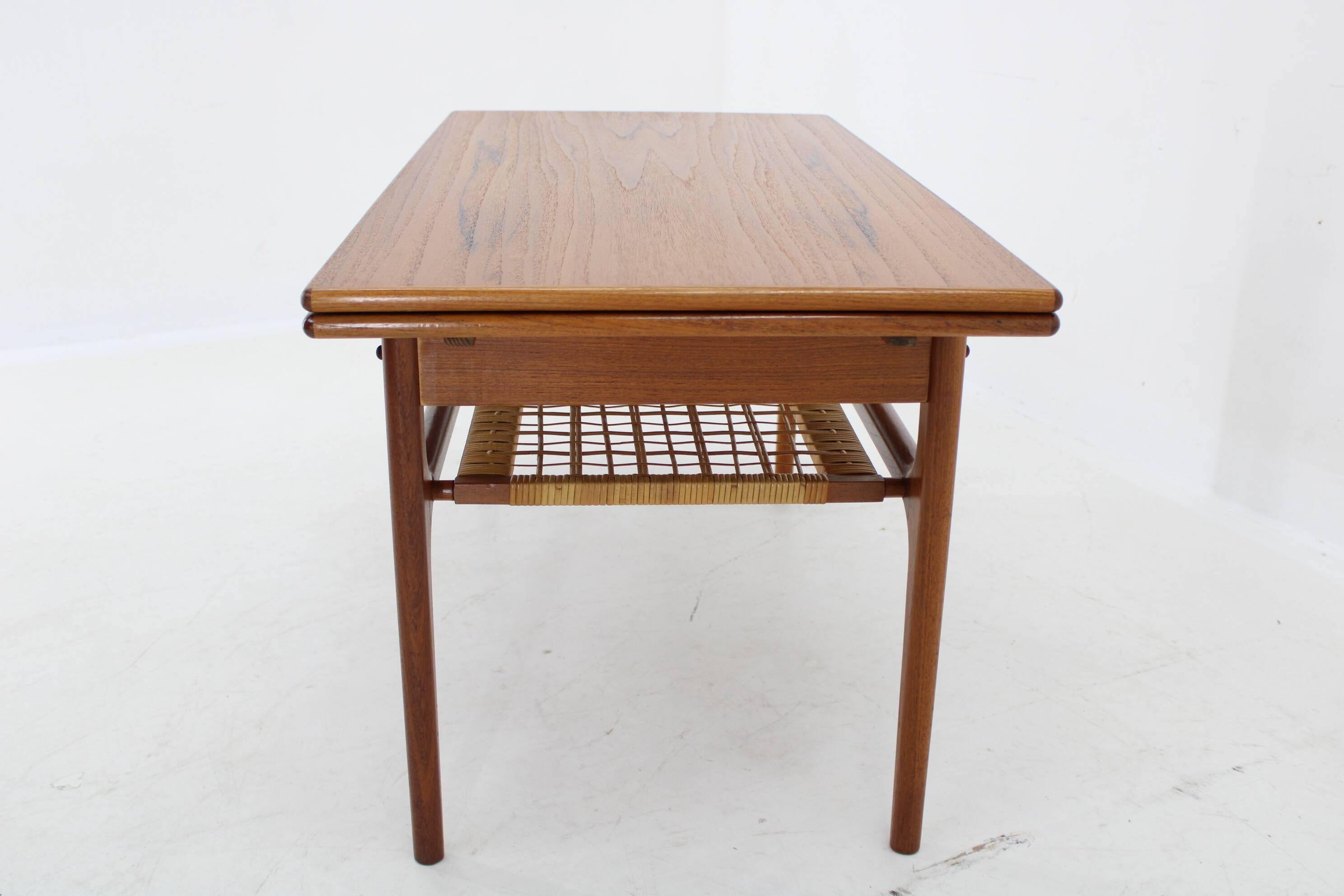 1960s Teak Extendable Coffee Table, Denmark