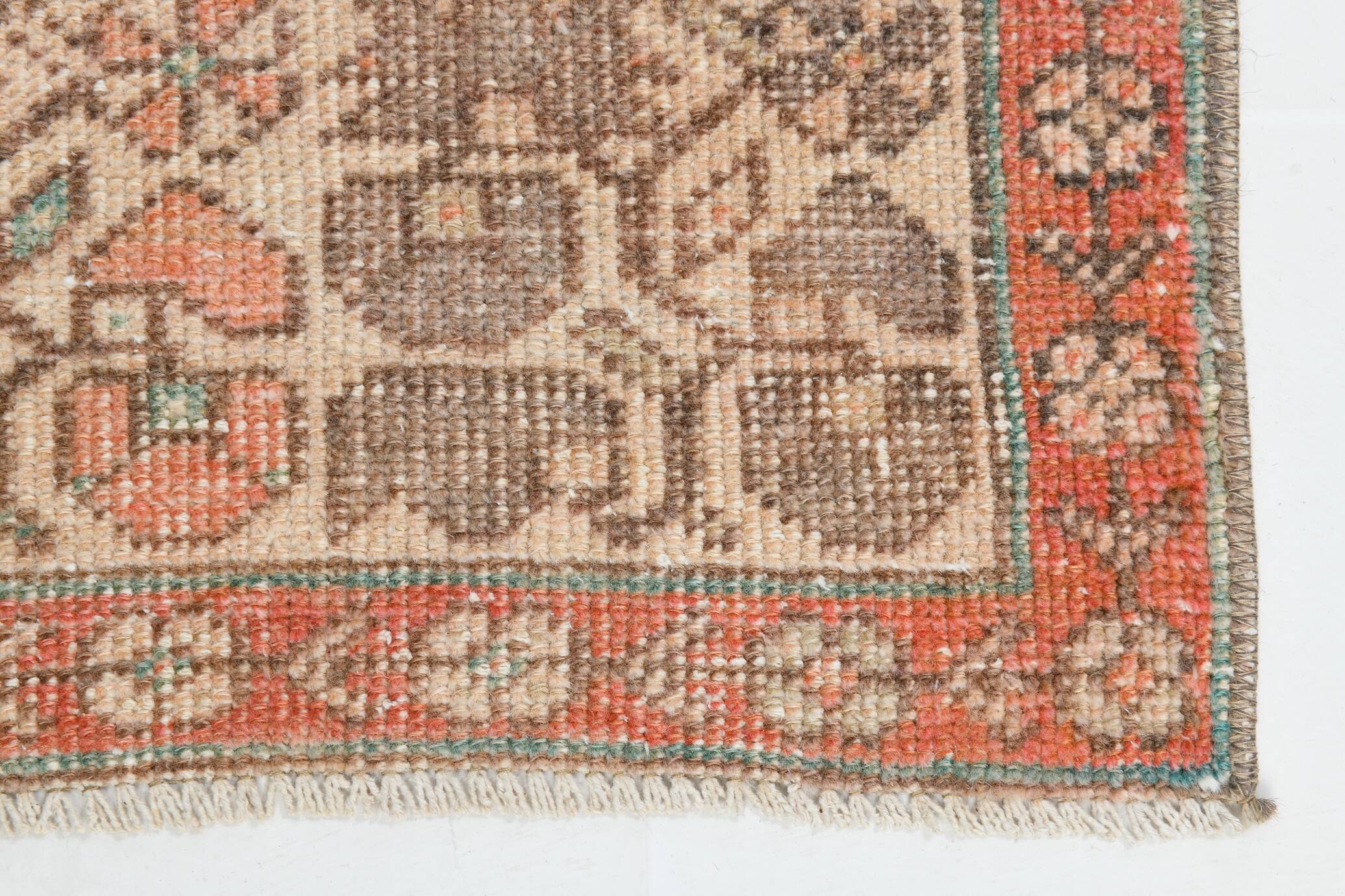 4x8 Vintage Red & Brown Classic Persian Rug, 135x246Cm