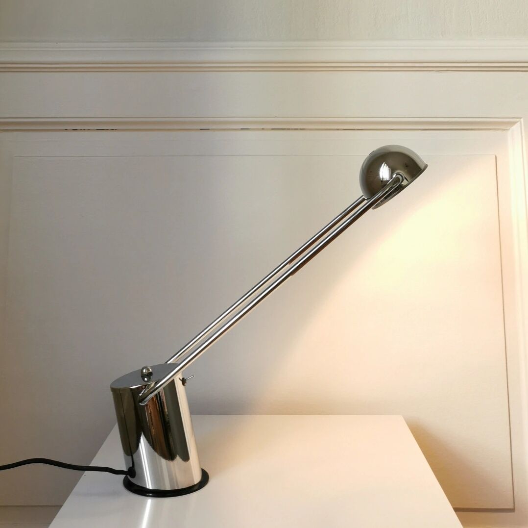 Chrome desk lamp, 197p