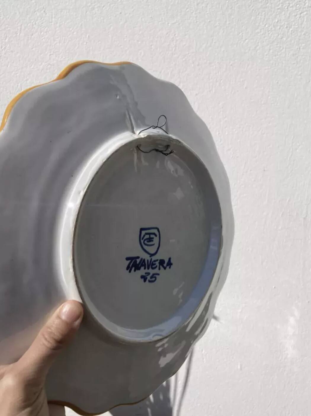 Decorative wall flower plate