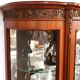 Vitrine de style Louis XVI ,réalisation XXèm ,signée ébénisterie JP Ehalt de très belle qualité .