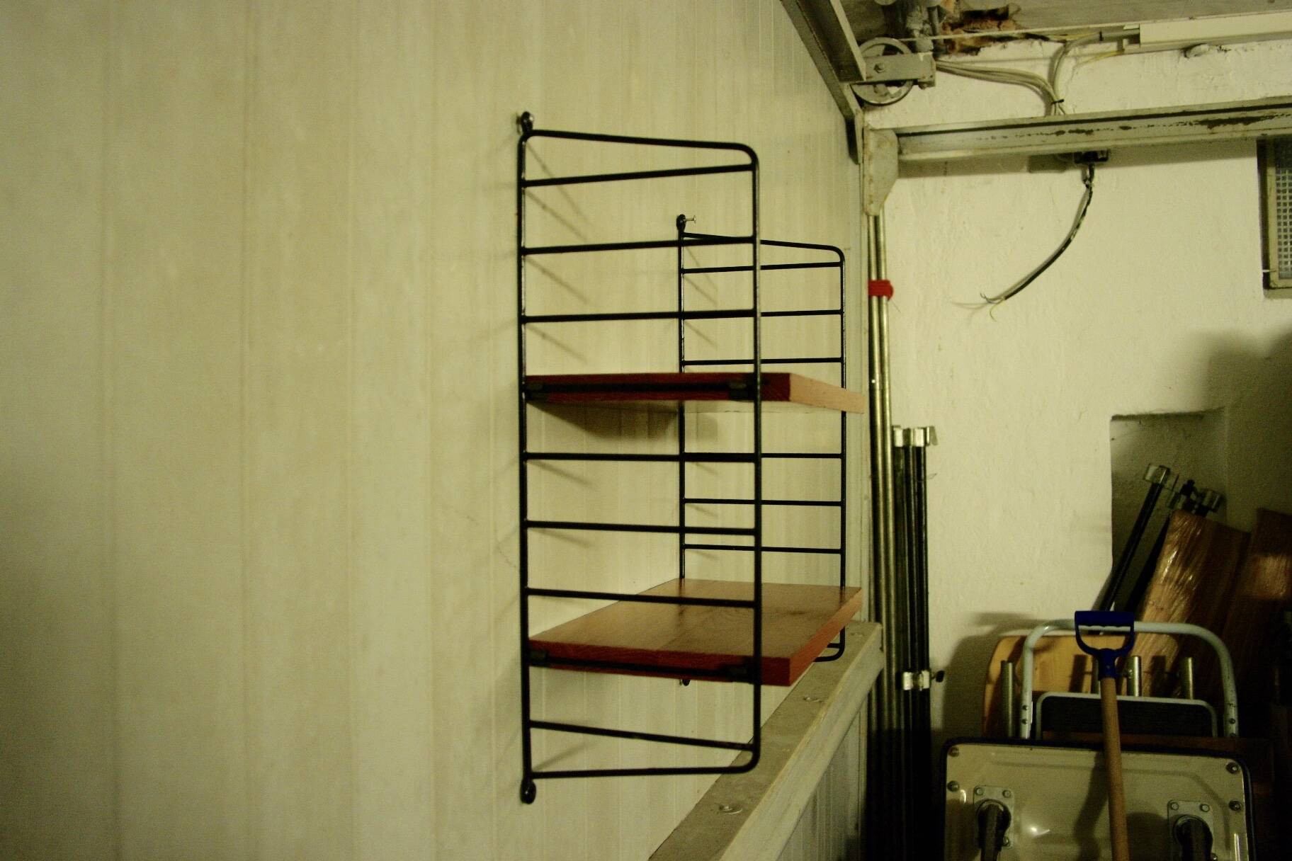 VINTAGE SHELF IN NISSE STRINNING PINE