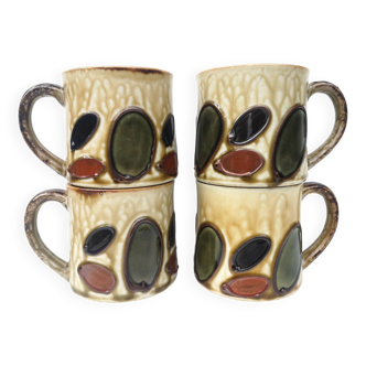 Lot de 4 mugs vintages en céramique