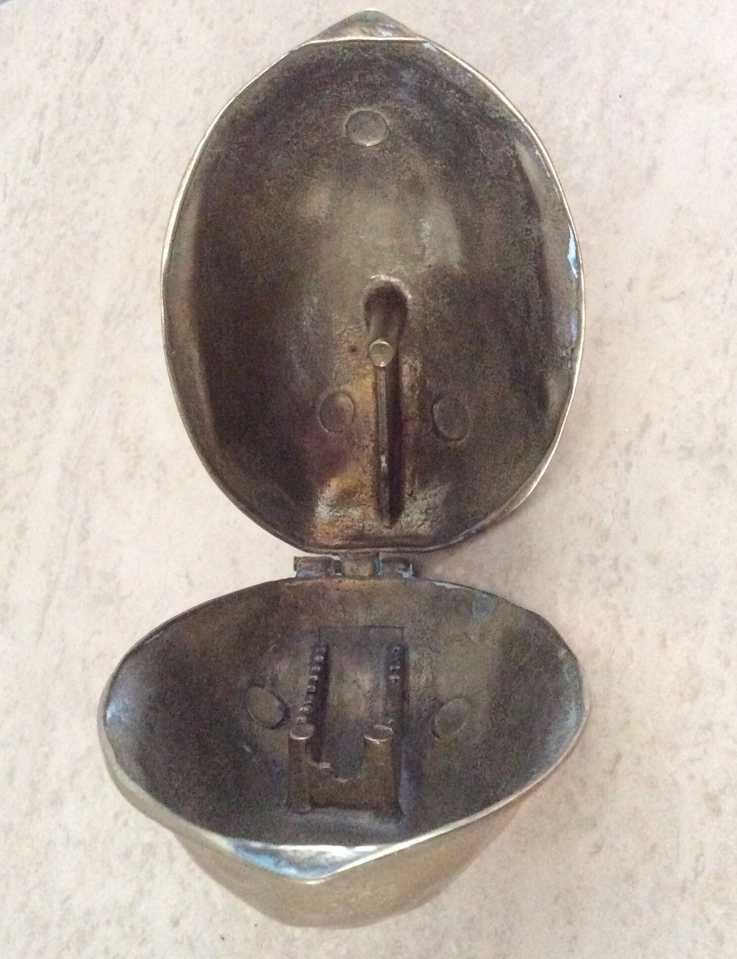 Vintage nut breaker of the 60s and 70s in bronze