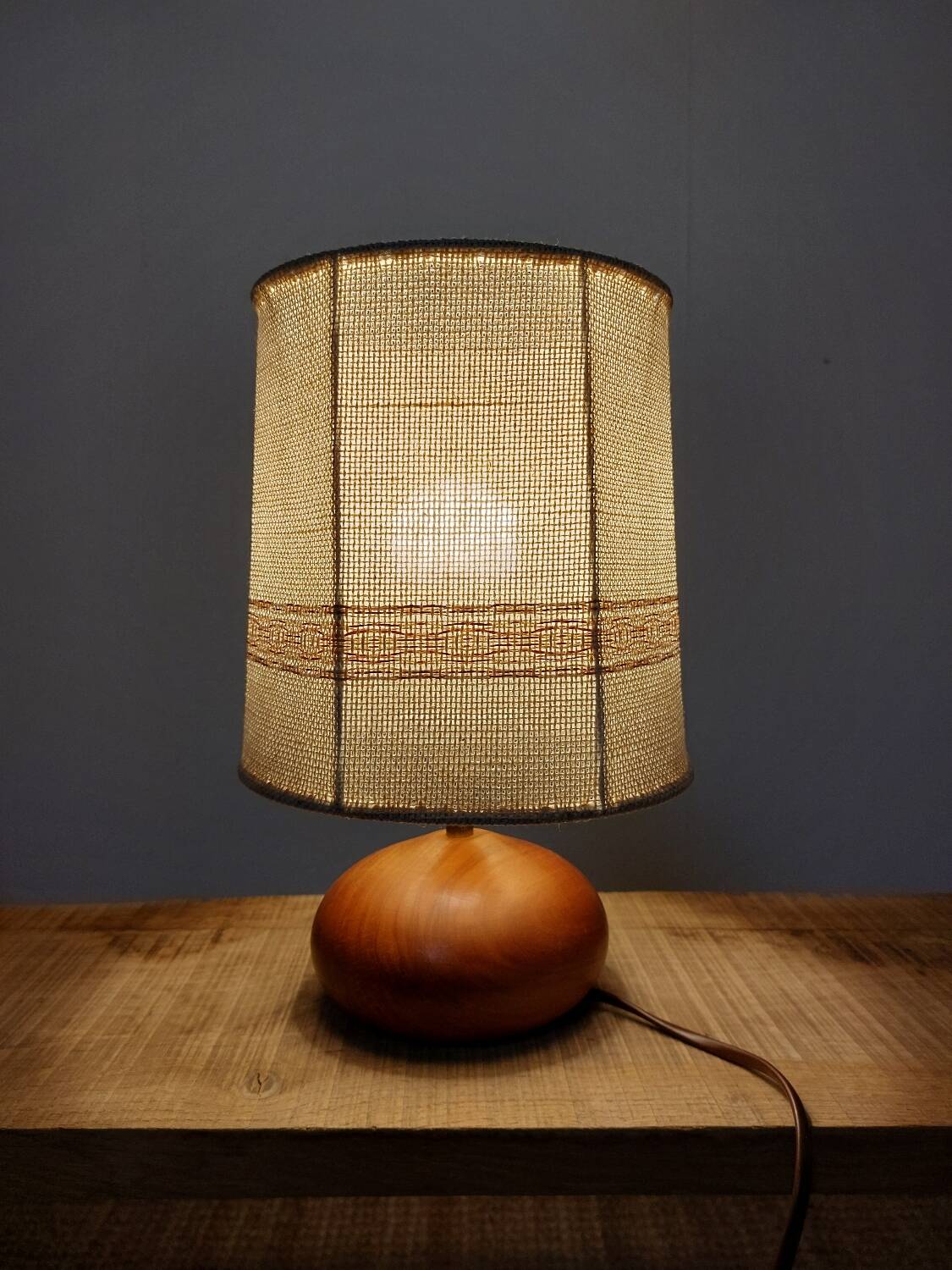 Lampe boule bois 1970 brutaliste moderniste