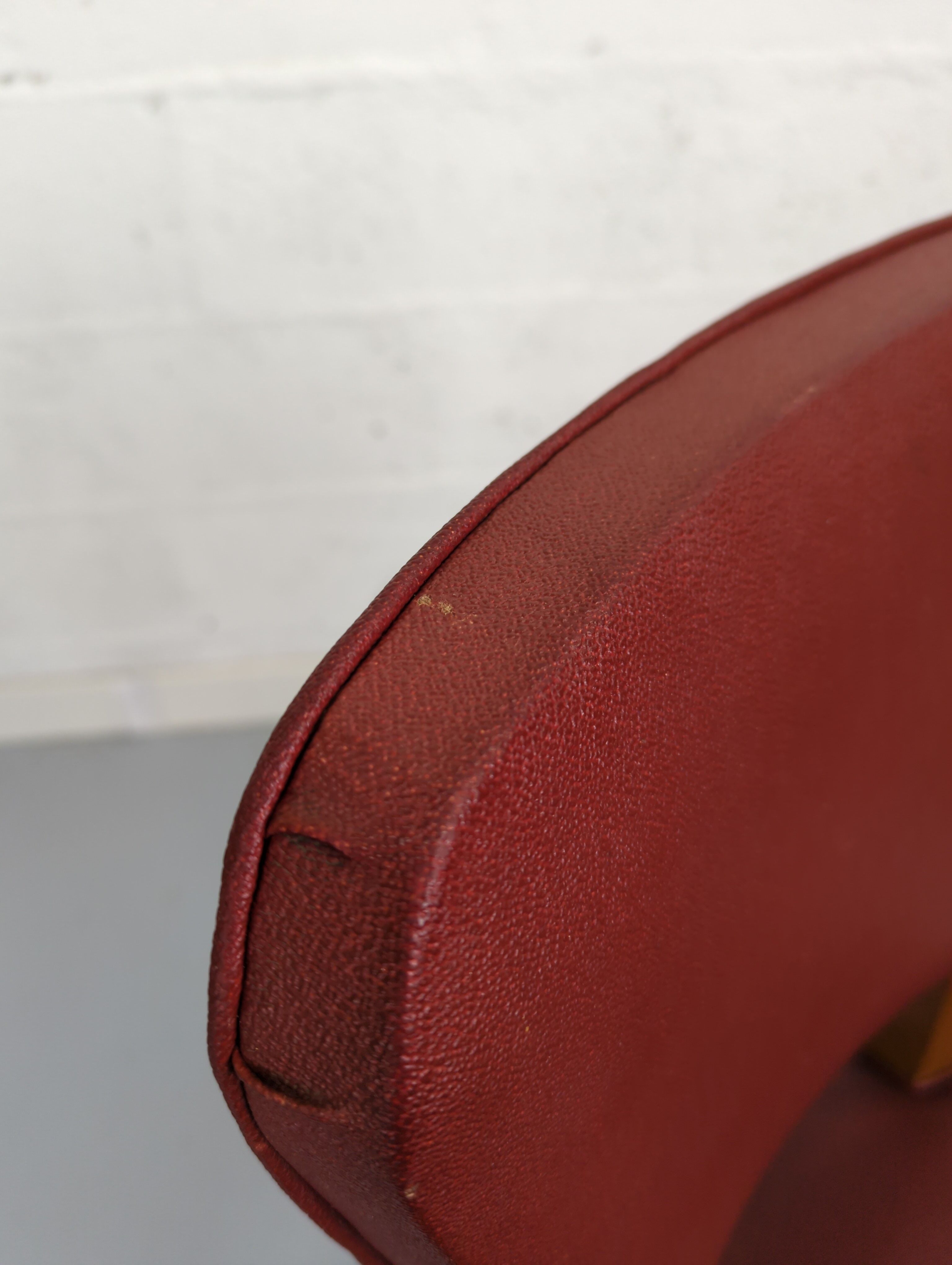 Vintage red bridge chair