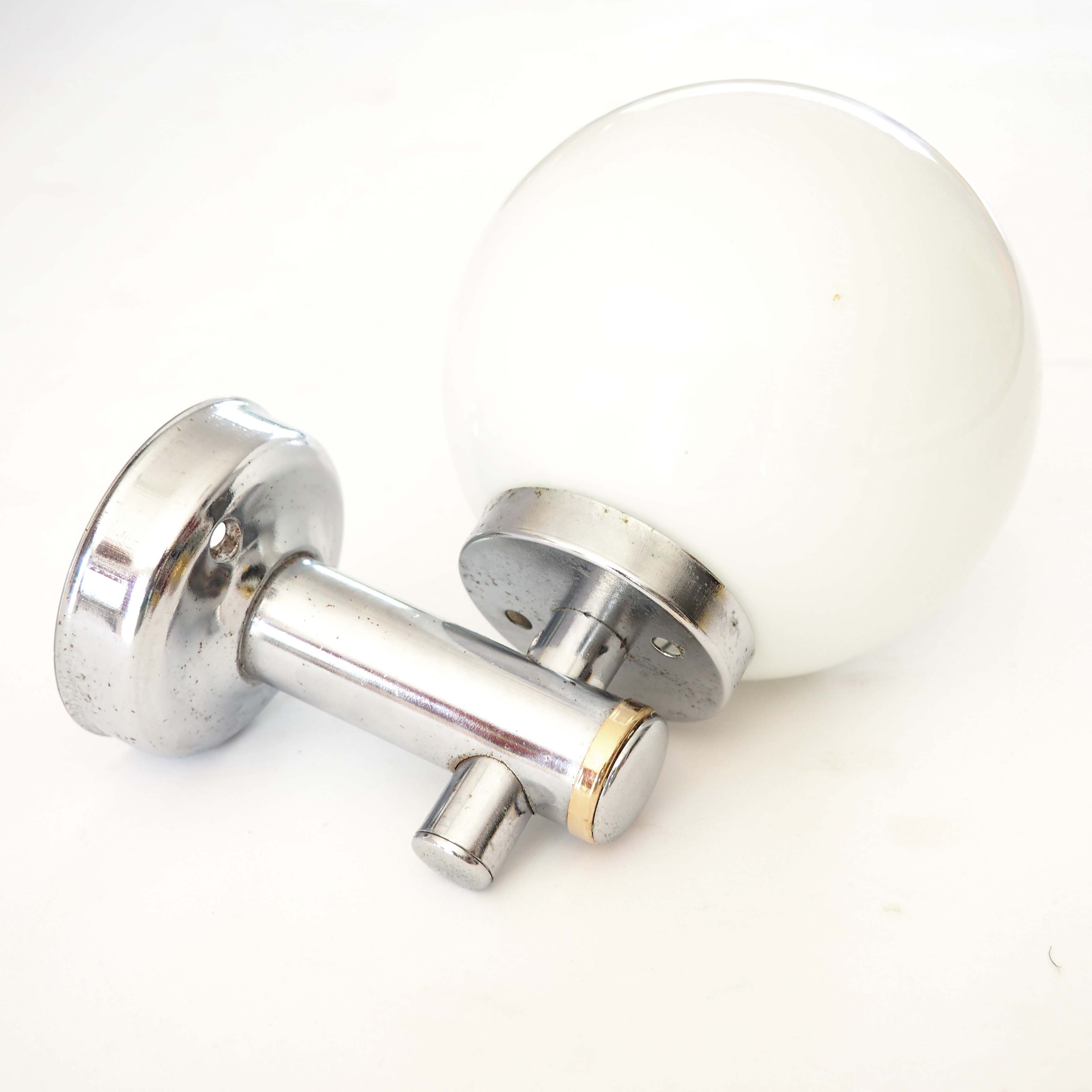 Opaline ball wall lamp