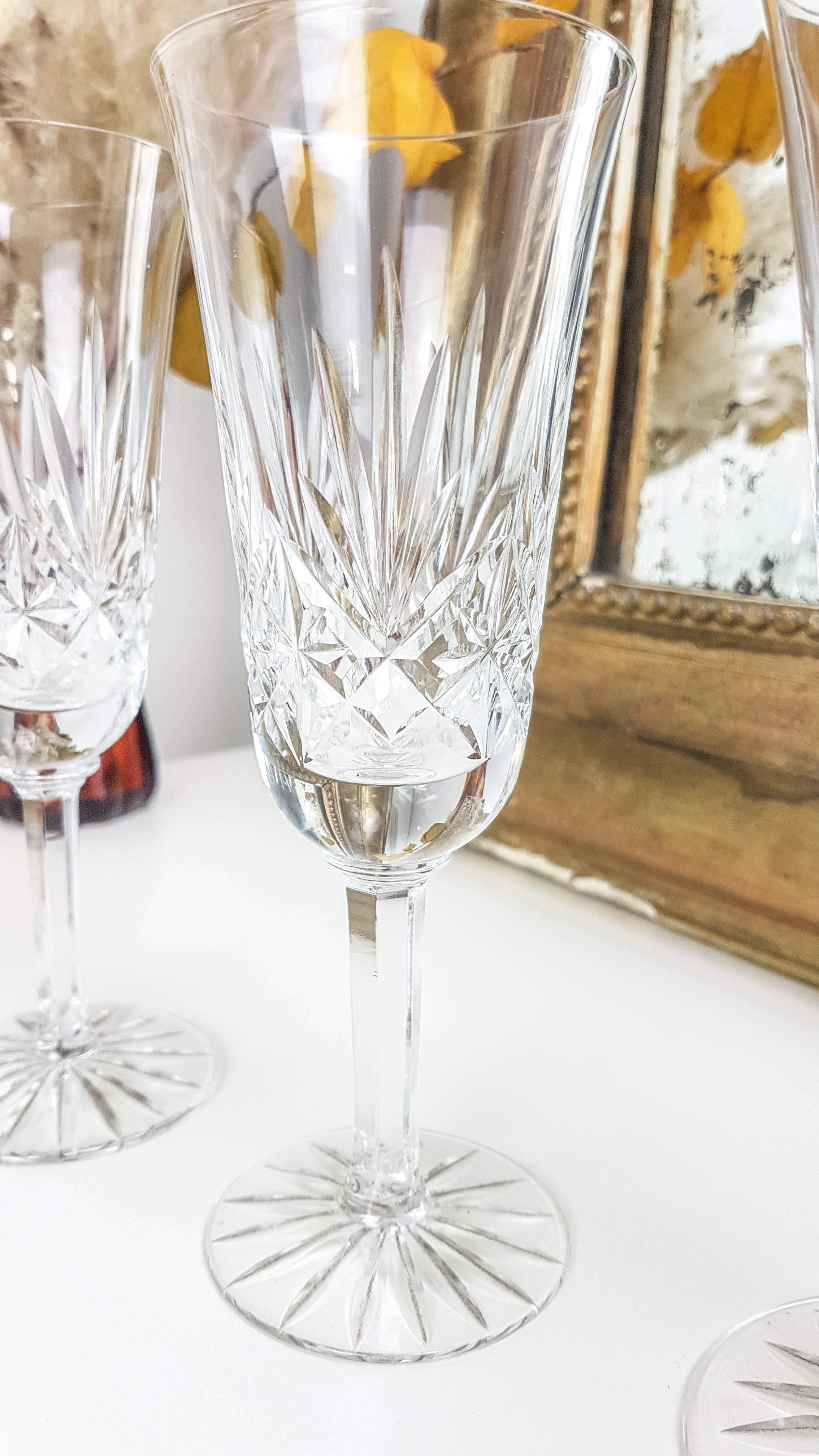 Lot of 6 chiseled crystal flutes