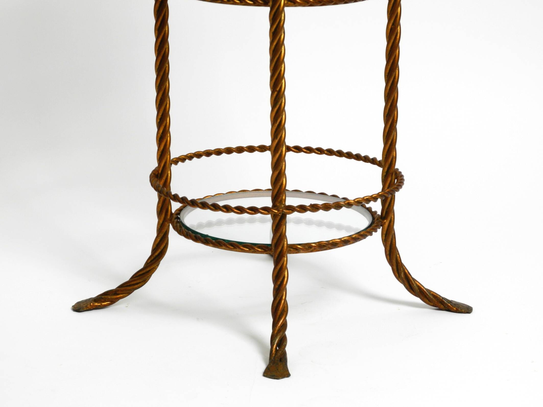 Italian Mid Century Regency side table in gold plated Metal by Li Puma
