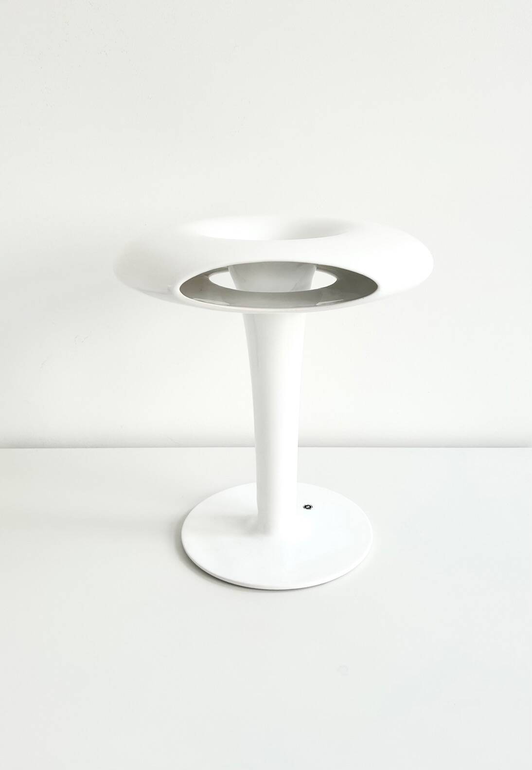 Vase " Sci Fi " par Marc Newson pour Cor Unum, 1993