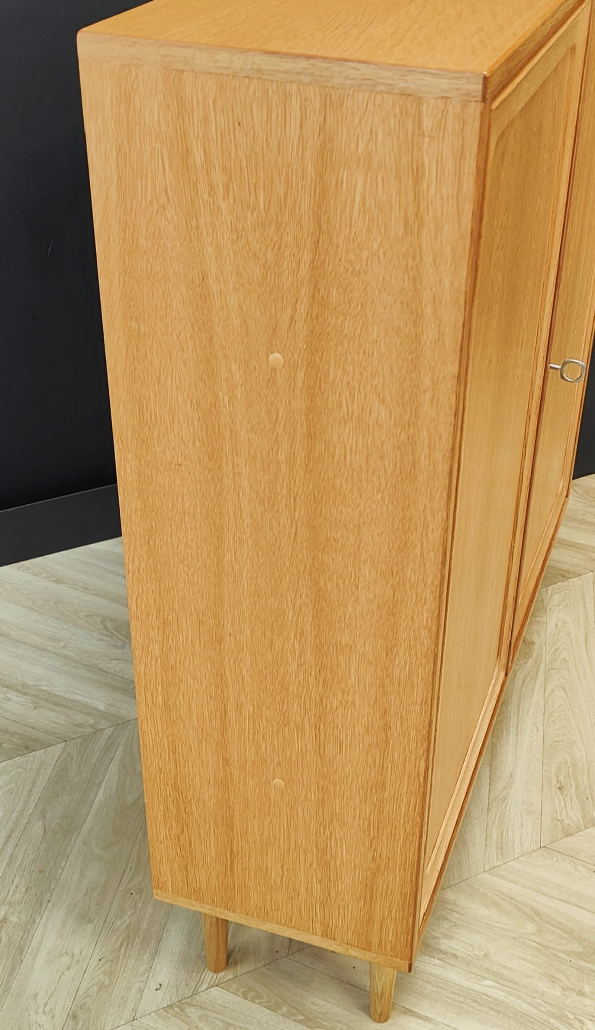 Mid century midboard vintage