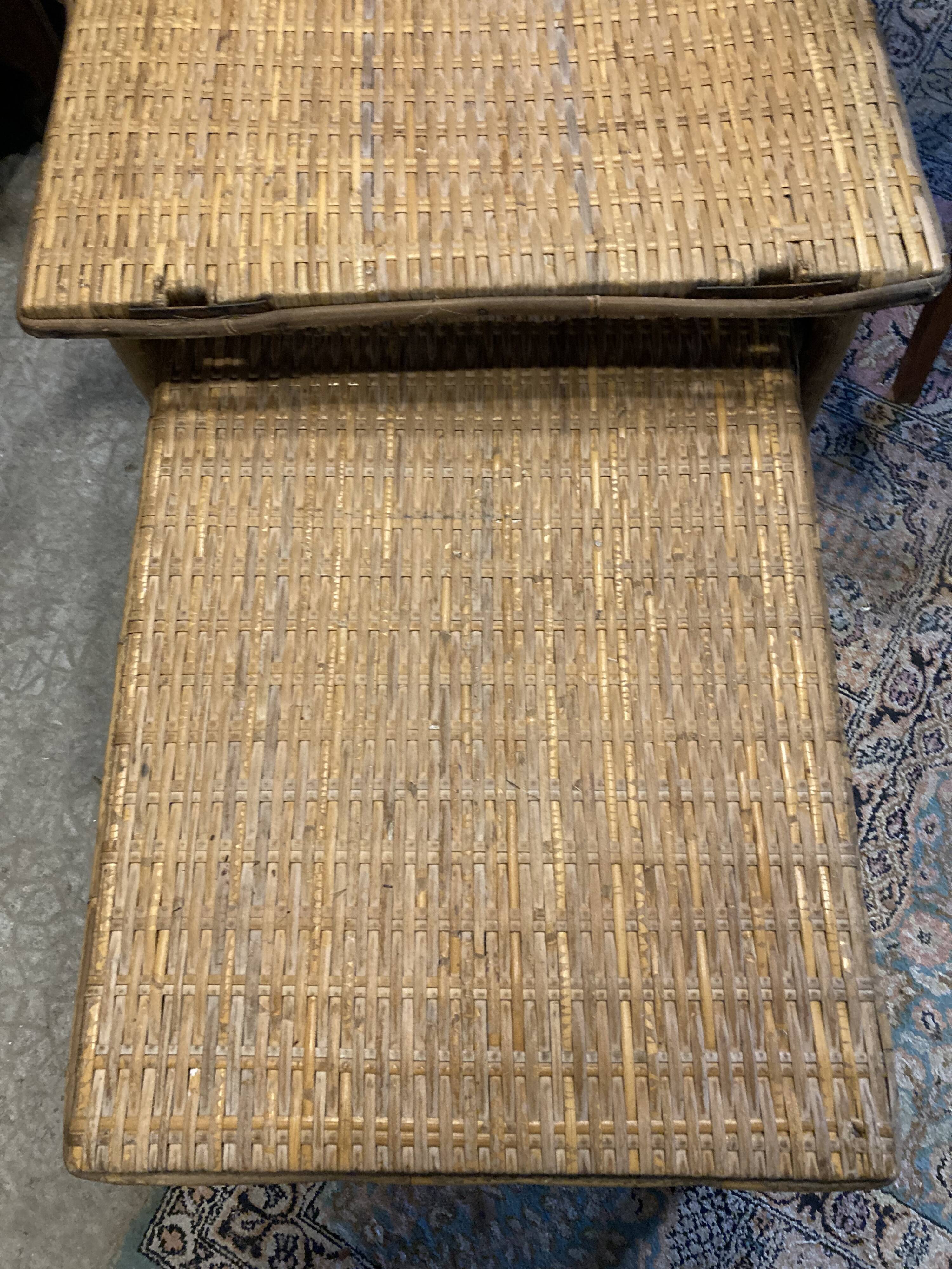 Rattan bamboo chaise longue 1920's