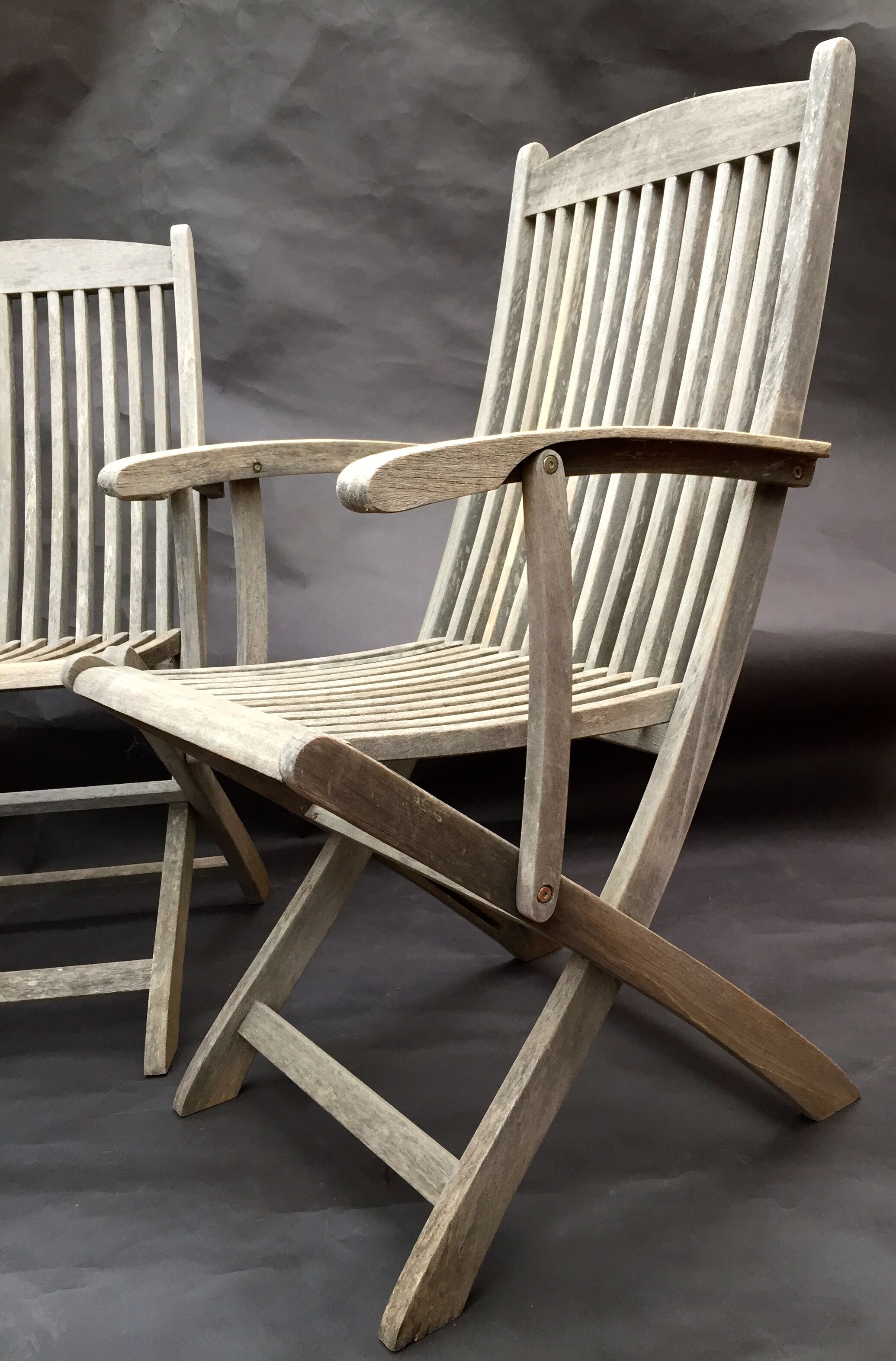 3 vintage folding garden chairs made of River Han teak