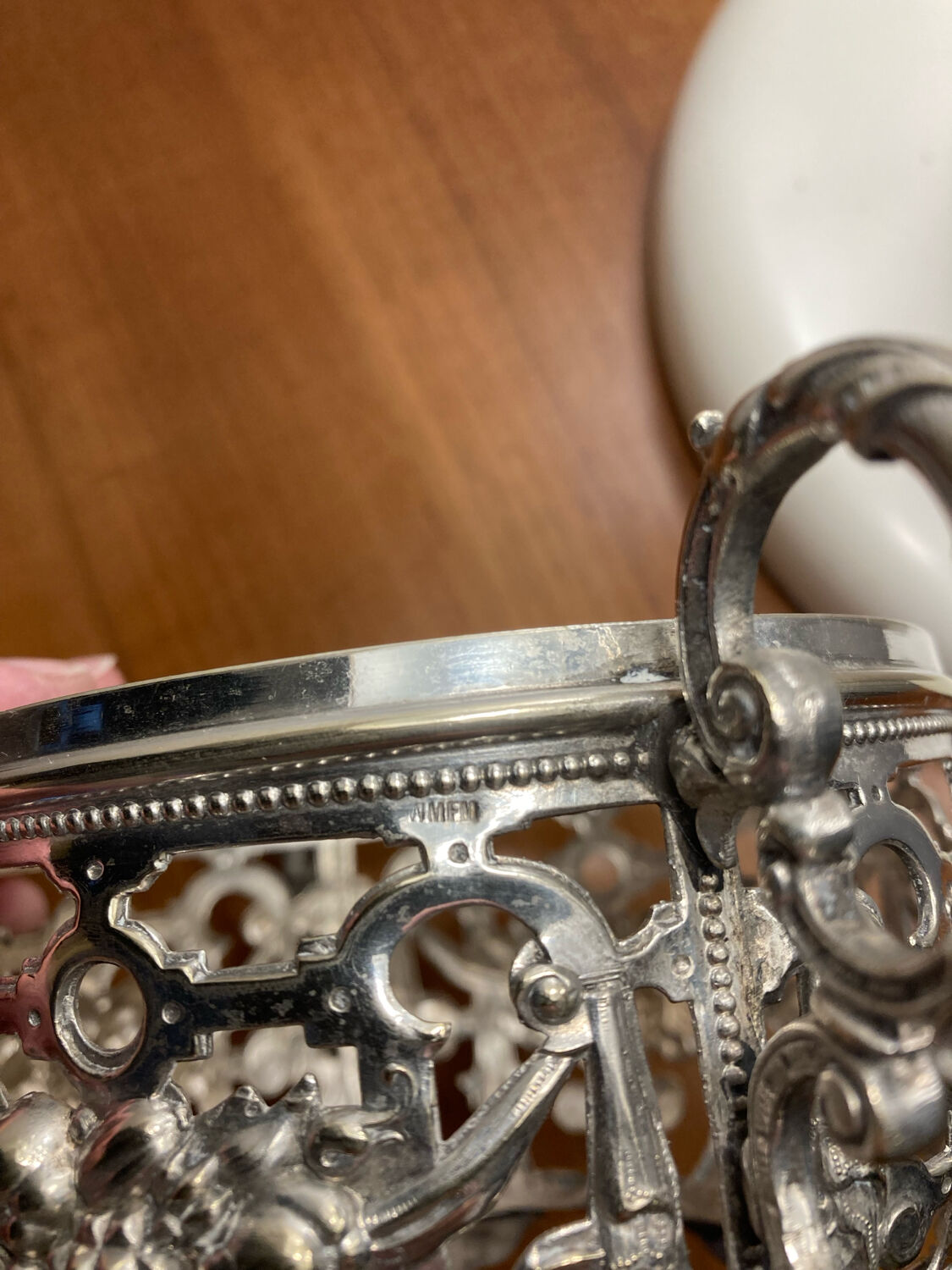 Sugar bowl, silver-plated bonbonnière, late 19th century.