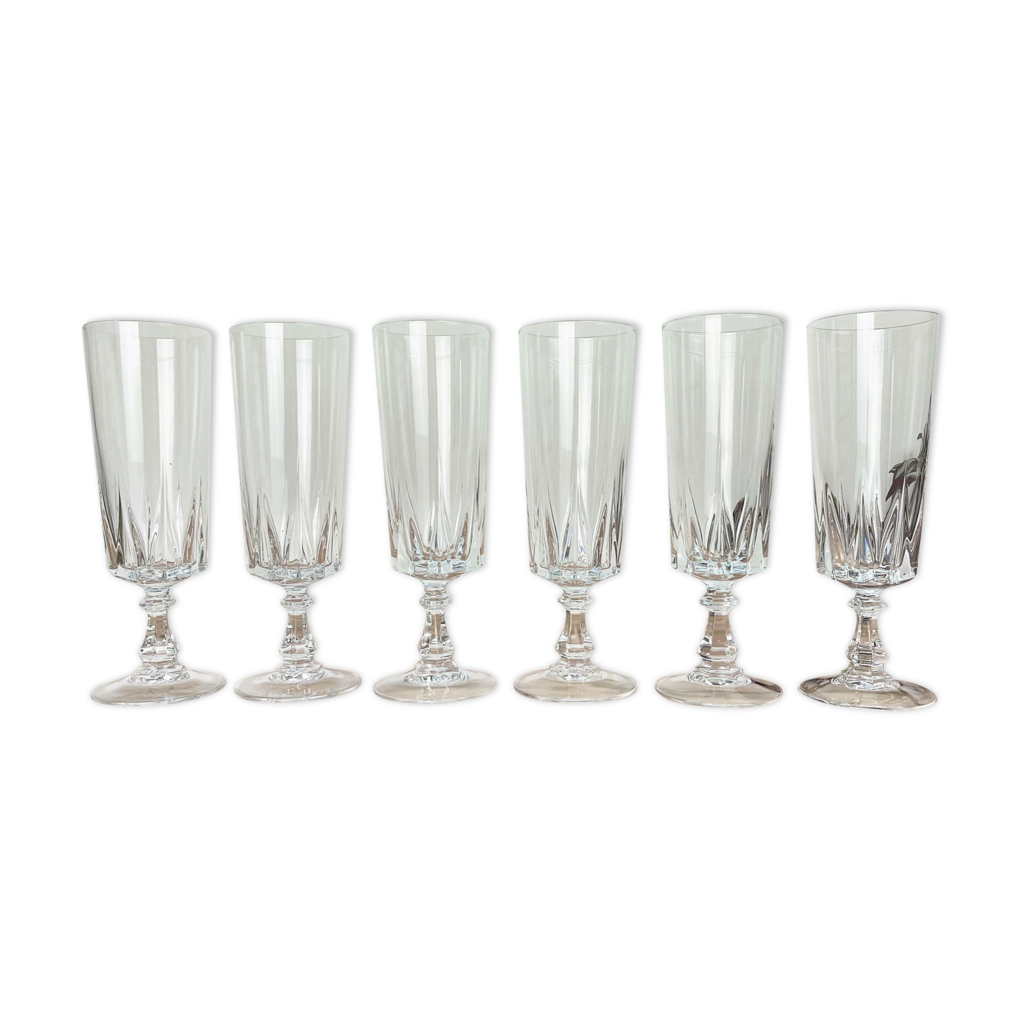 6 Arques crystal champagne flutes, Louvre model