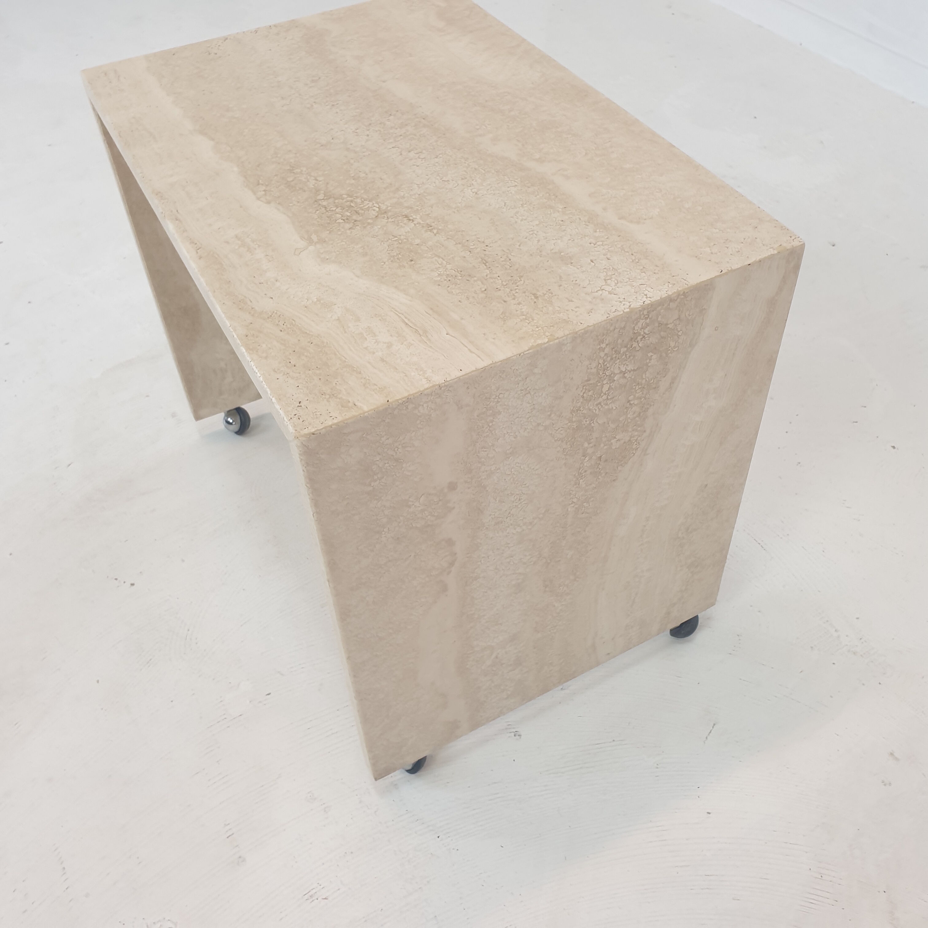 Set of 3 Italian Travertine Nesting Tables, 1980s