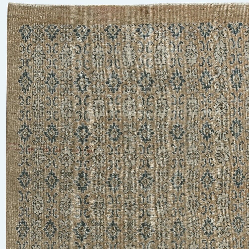 Vintage Handmade Turkish Area Rug for Living Room Decor