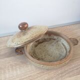 Sandstone lid pot