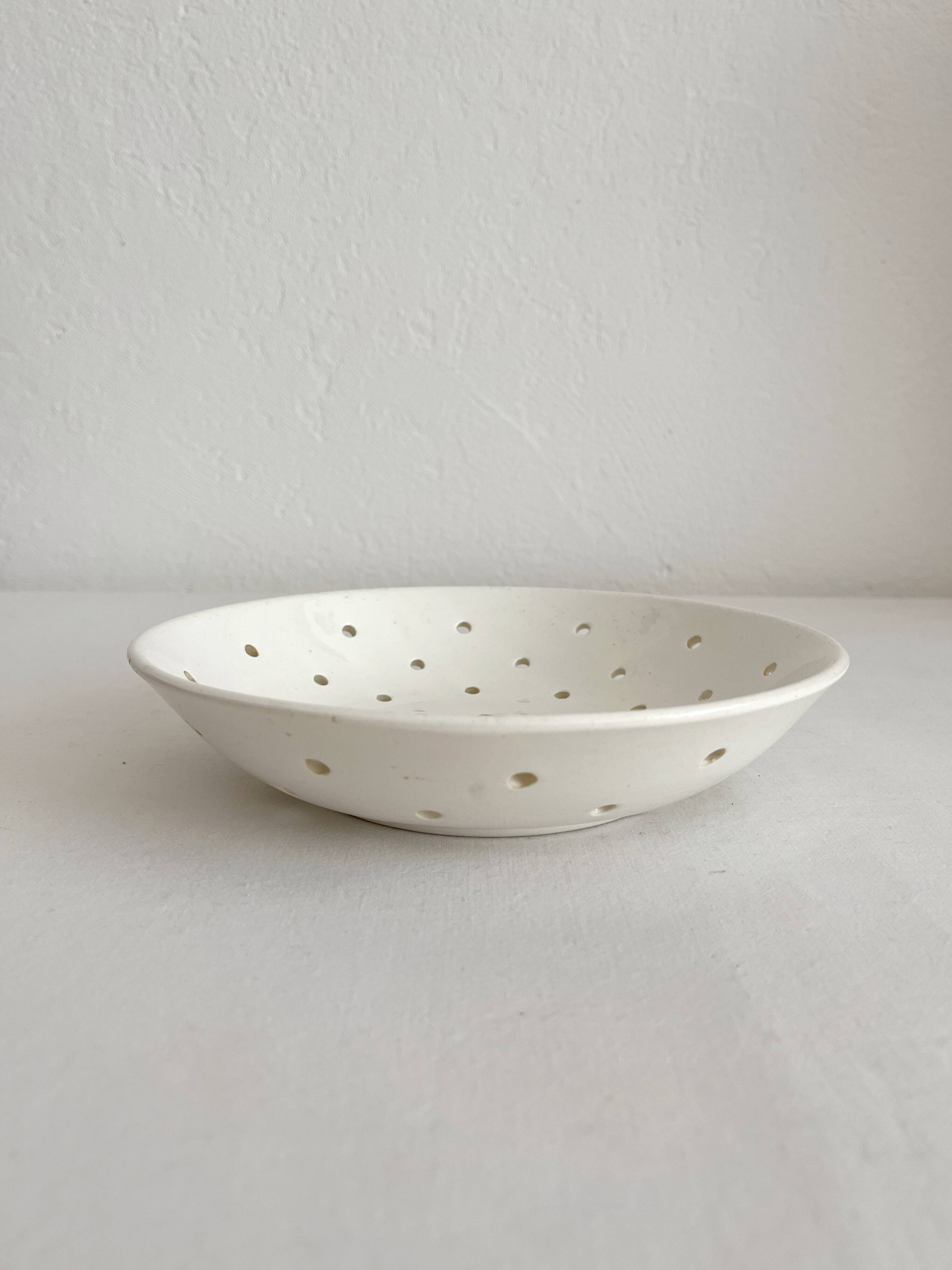 Earthenware drainer plate Digoin Sarreguemines