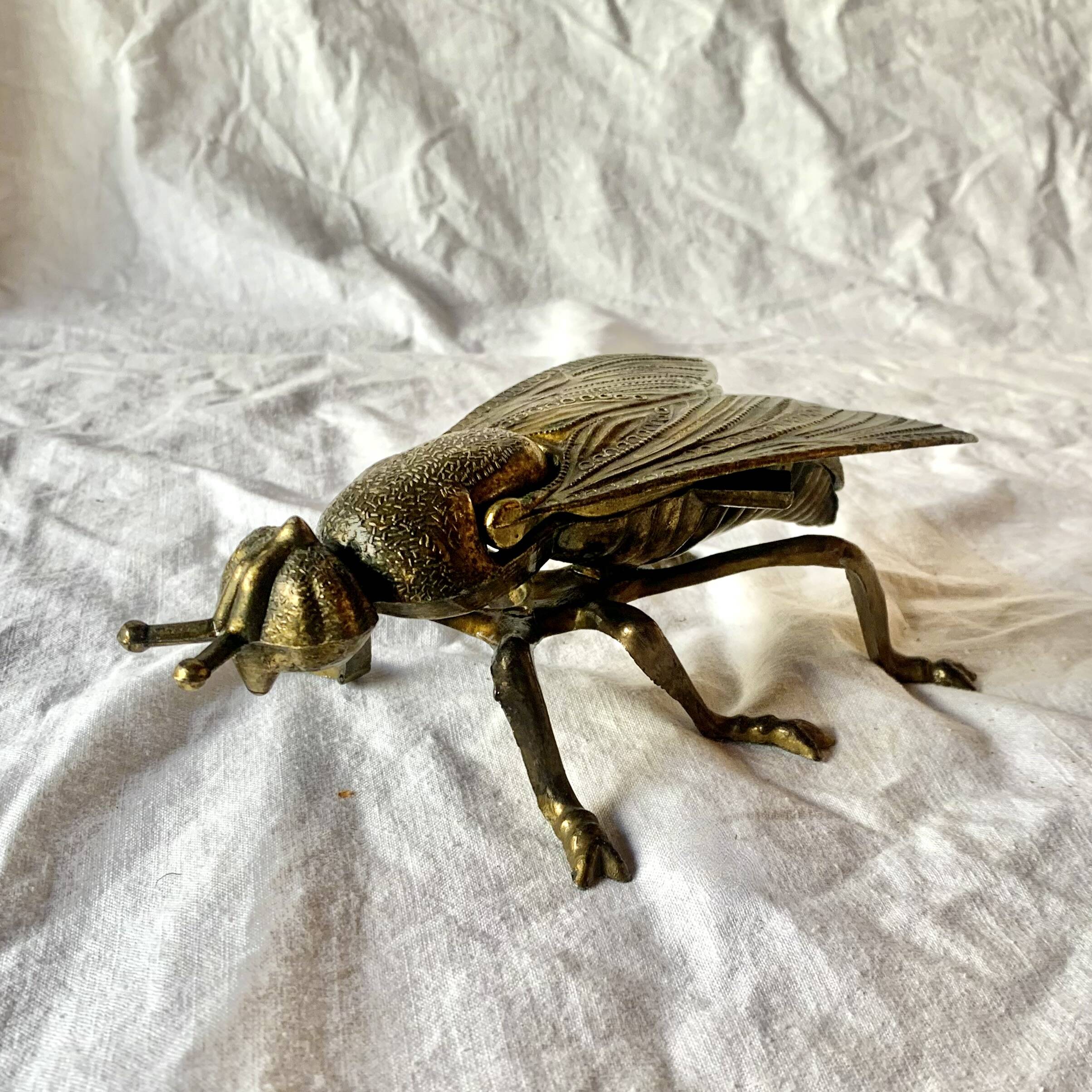 Vintage brass ashtray in the shape of a fly - Made in Italy