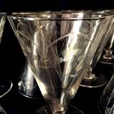 Set of 10 engraved glass water glasses from the 1930s 1940s tabletop art