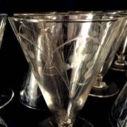 Set of 10 engraved glass water glasses from the 1930s 1940s tabletop art