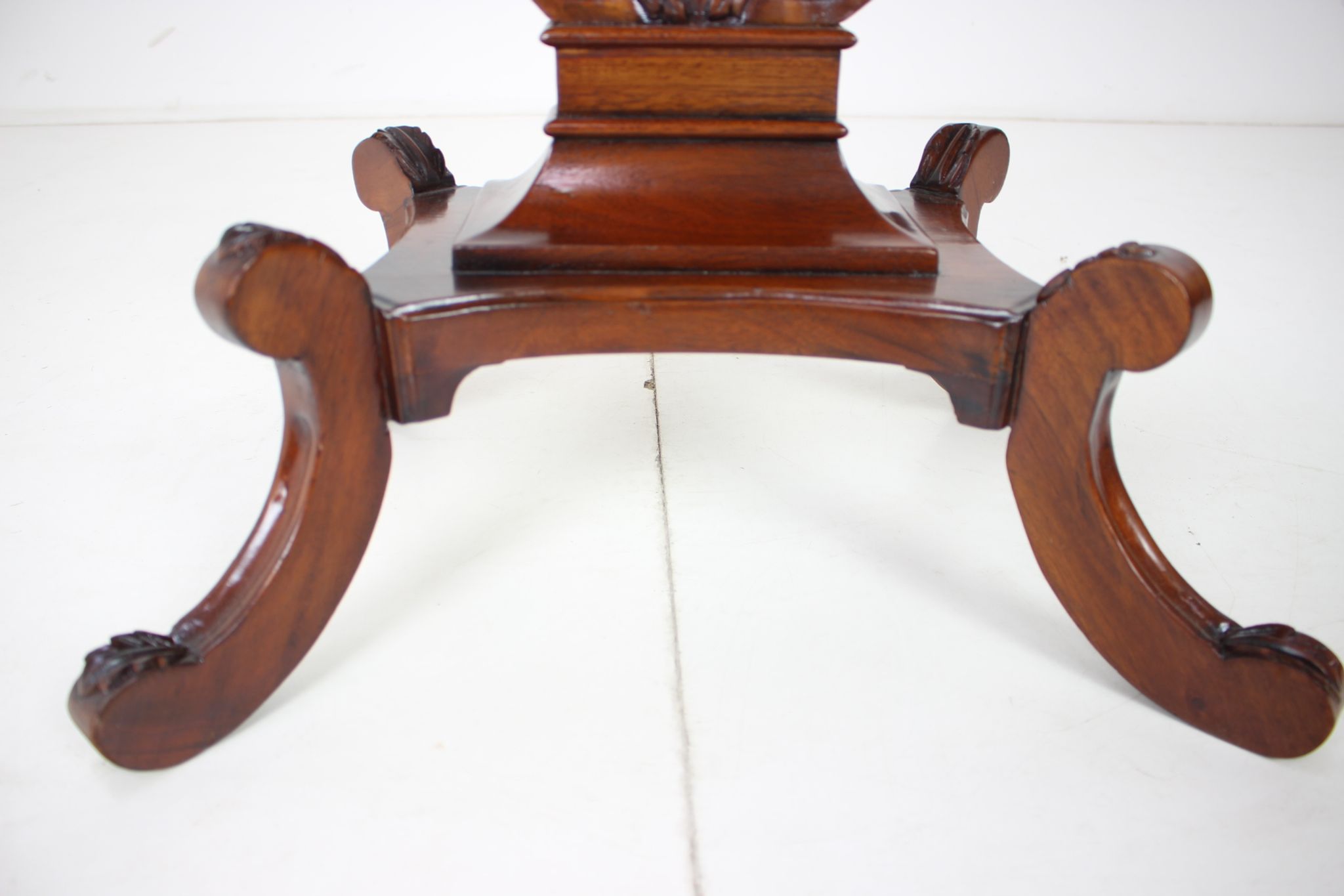 Art nouveau wooden table/ lira, 1910's.
