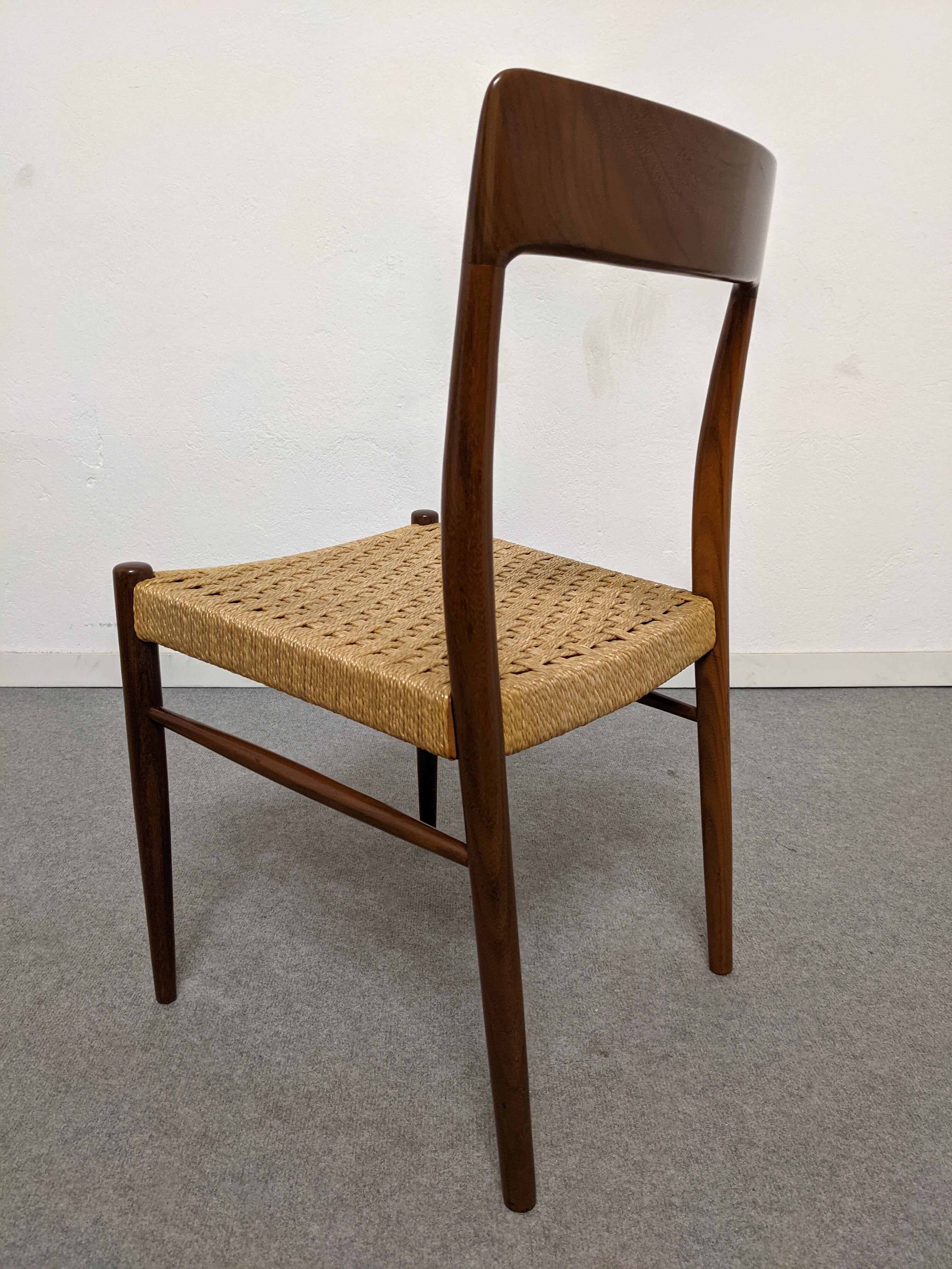 Pair of Danish chairs in teak and rope from the 60s/70s