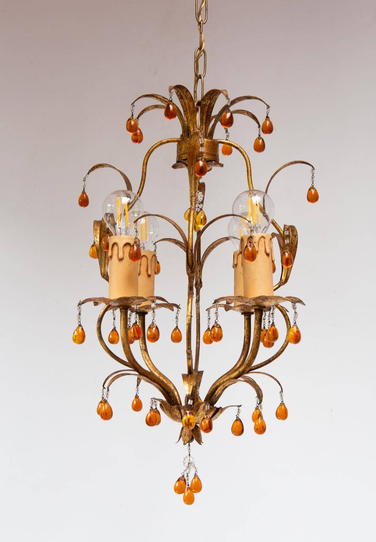 Small Italian chandelier in gold metal with leaves and flowers, c. 1960 (30 cm)