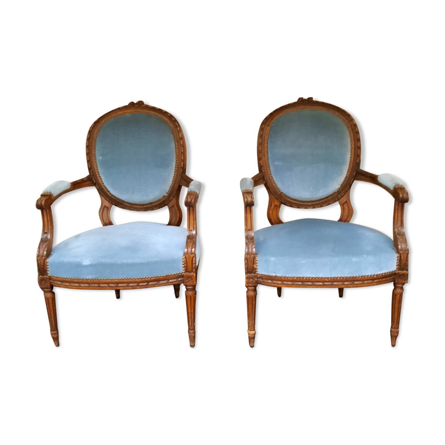 Paire de fauteuils medaillon de style Louis XVI