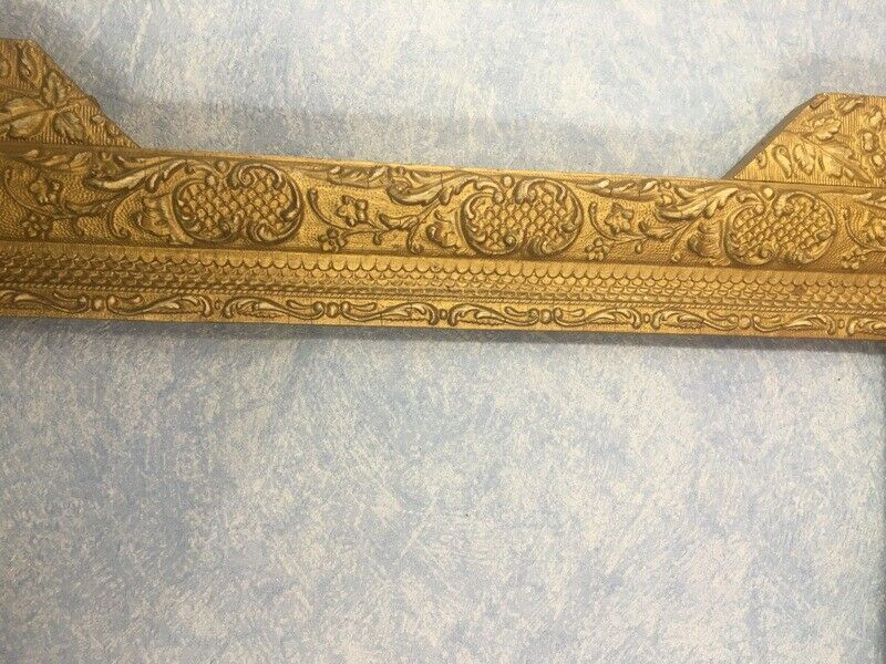 Frame 1900 old gold 44 x 53 cm at the strongest